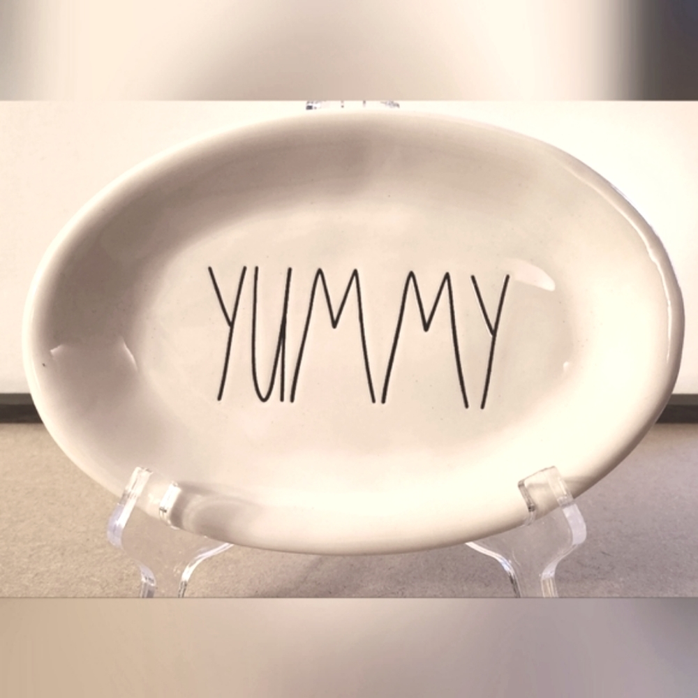 Rae Dunn Yummy Plate